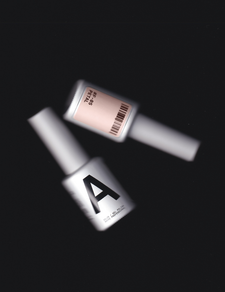 Гель-лак для френчу рожево-бежевий Adore № F-05 petal 12 мл