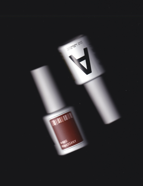 Гель-лак бордовий Adore №495 mahogany, 12 мл