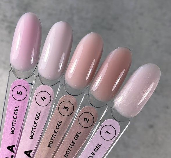 Гель для нігтів світлий нюдовий Vakula Nails Bottle Gel №3, 9 мл