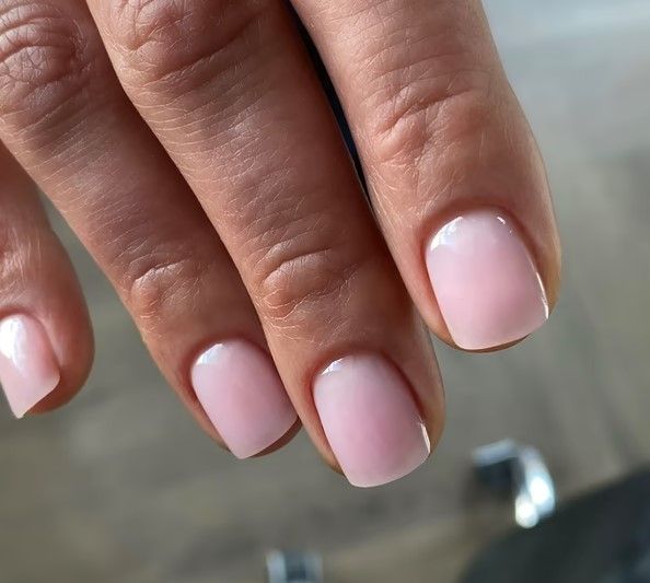 Гель для нігтів світло-рожевий Vakula Nails Bottle Gel №9, 9 мл
